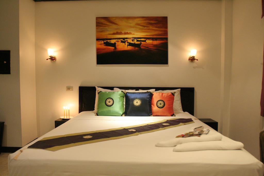 Angus O'Tool'S Guesthouse Karon Camera foto